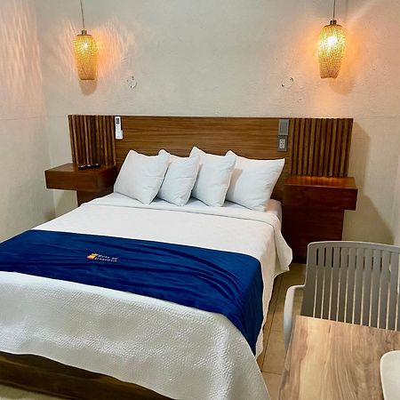 Hotel Real De Castilla Nuovo Guadalajara Extérieur photo